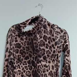 Leopard Print Long Sleeve Top